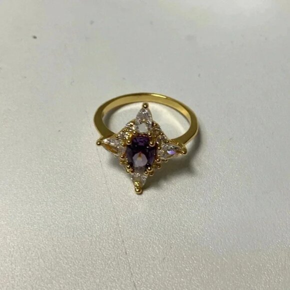 Gold Plated with Amethyst purple coloured middle stone ringsize 6 - Picture 5 of 5